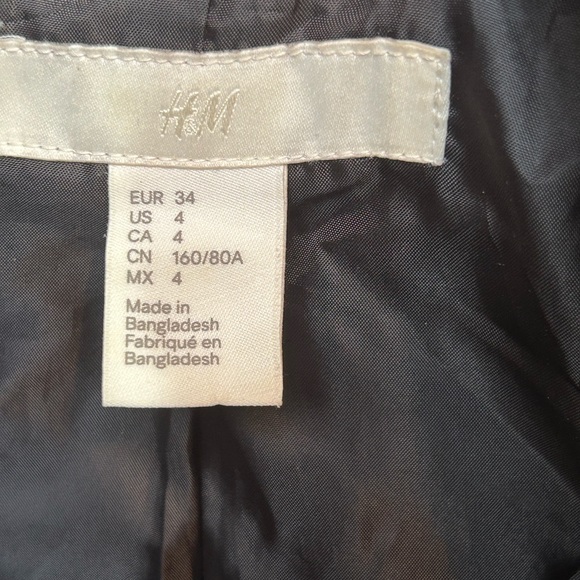 Dark green chique button front caban jacket, size 4 - Picture 5 of 5